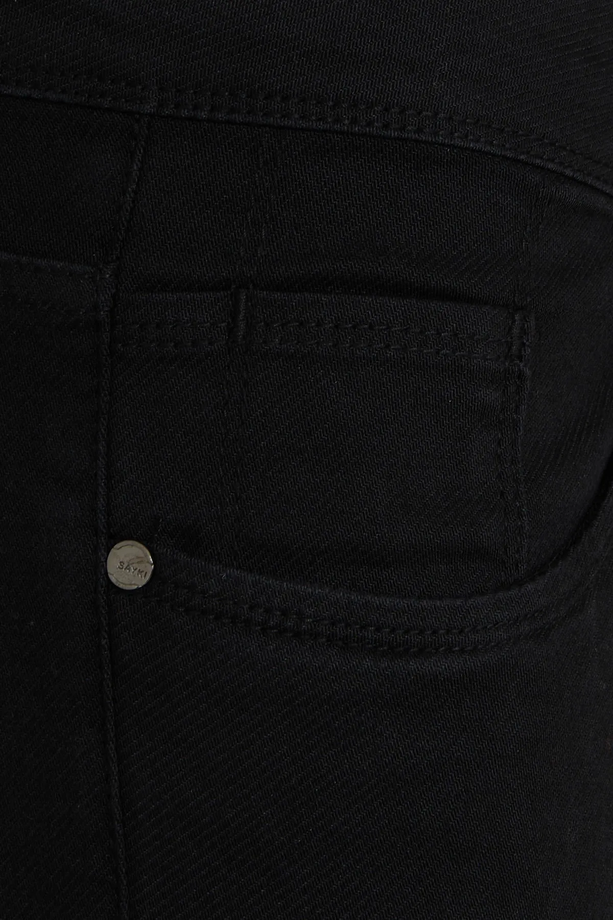 Dynamic Fit Low Waist Cotton Black Denim Jeans