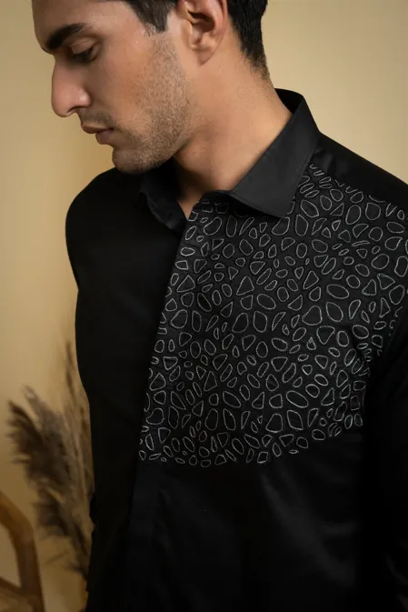 Men's Black Color Distorted Full Sleeves Shirt - Hilo Design