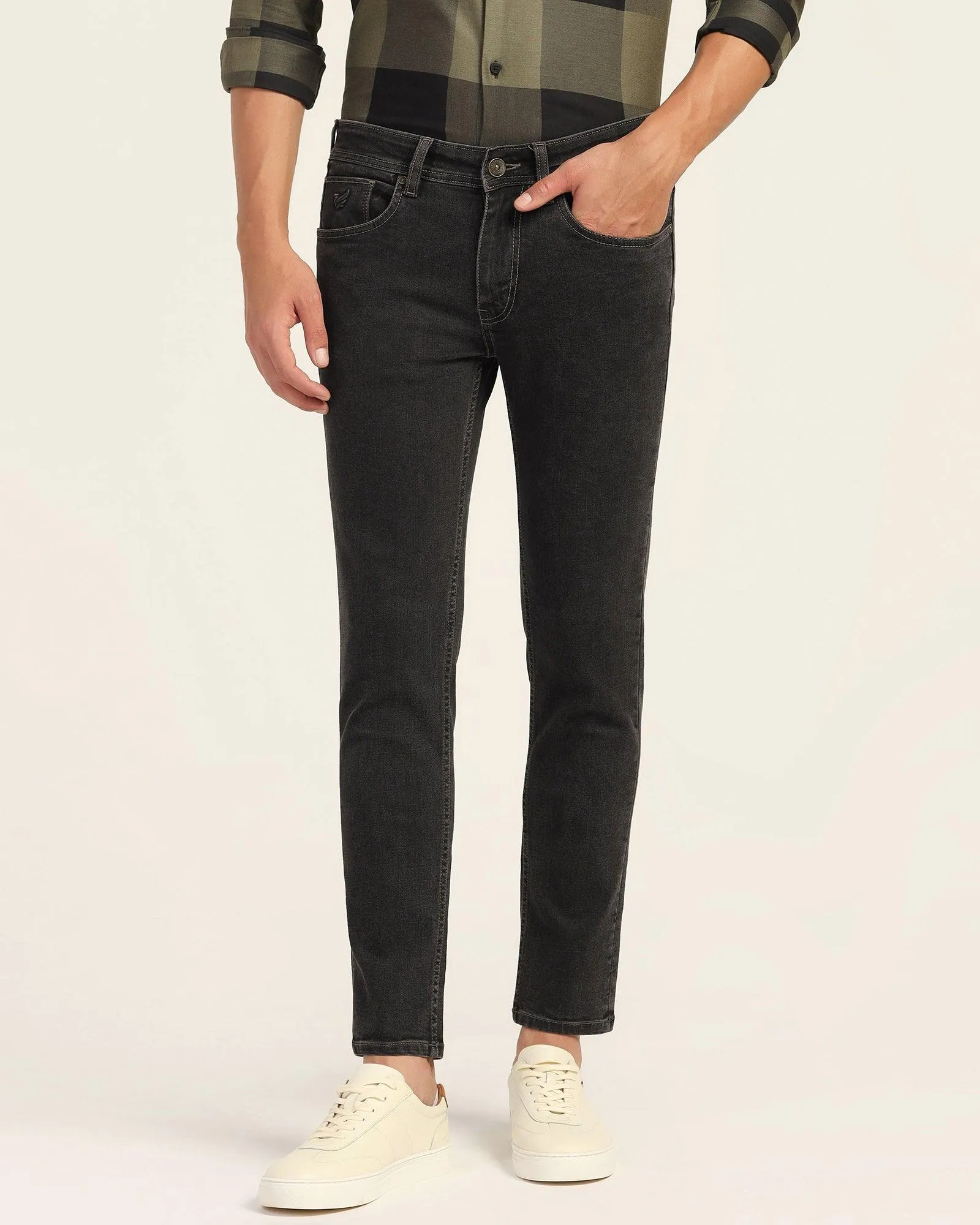 Super Clean Skinny Cropped Fiji Fit Black Jeans - Gagnon