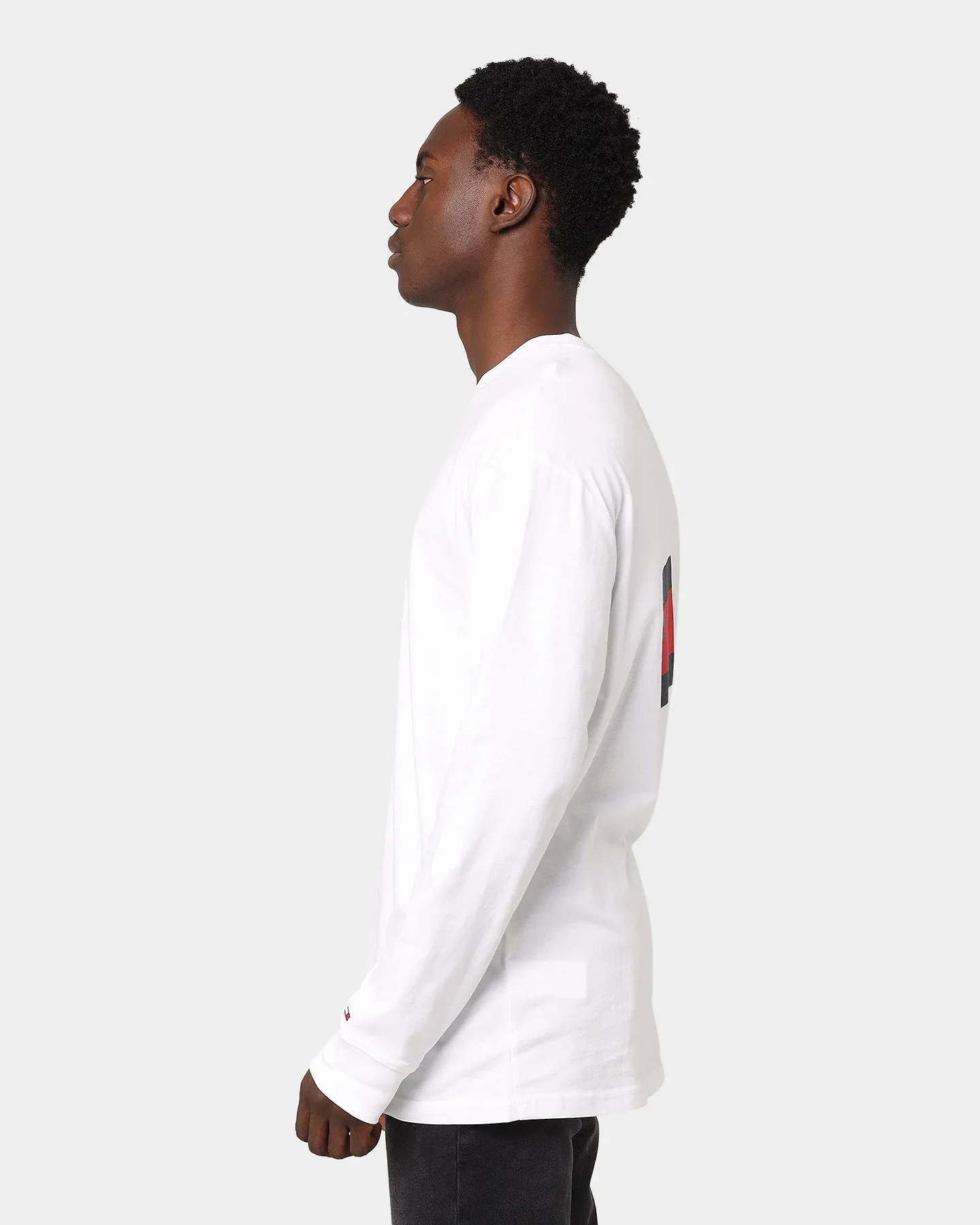 Tommy Jeans Vertical Tommy Logo Tee White